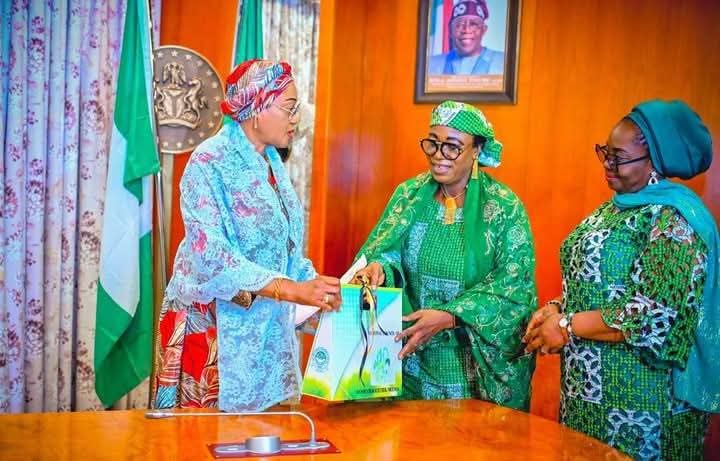 NCWS Executives Visits First Lady, Senator Oluremi Tinubu, to Advance Women’s Development in Nigeria