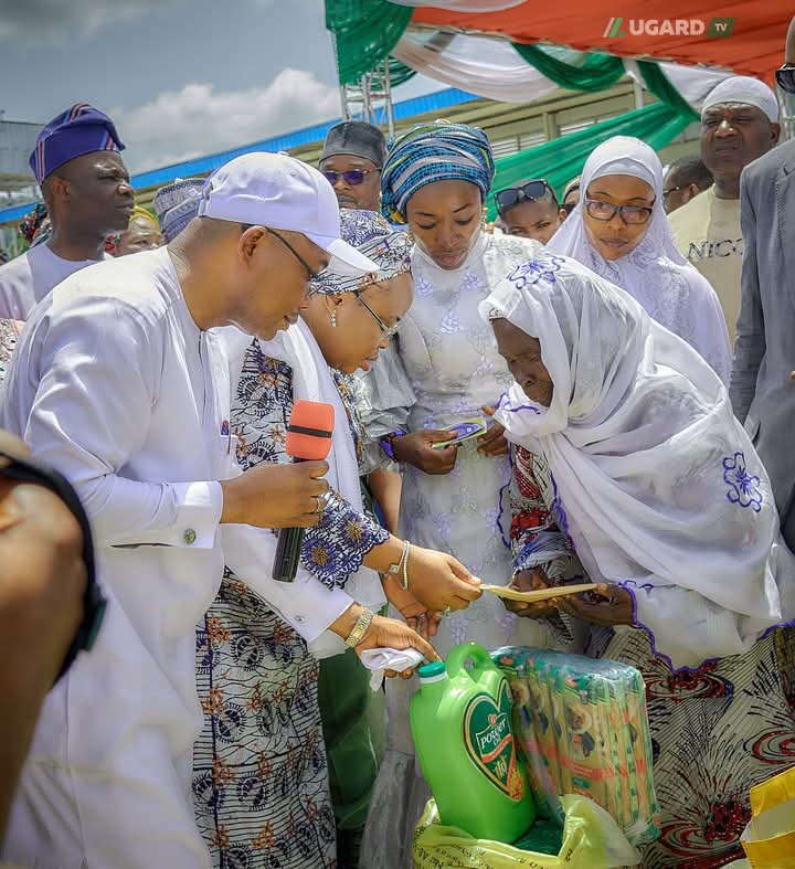 Governor Ododo Distributes Palliatives to 1,500 Widows Across Kogi State